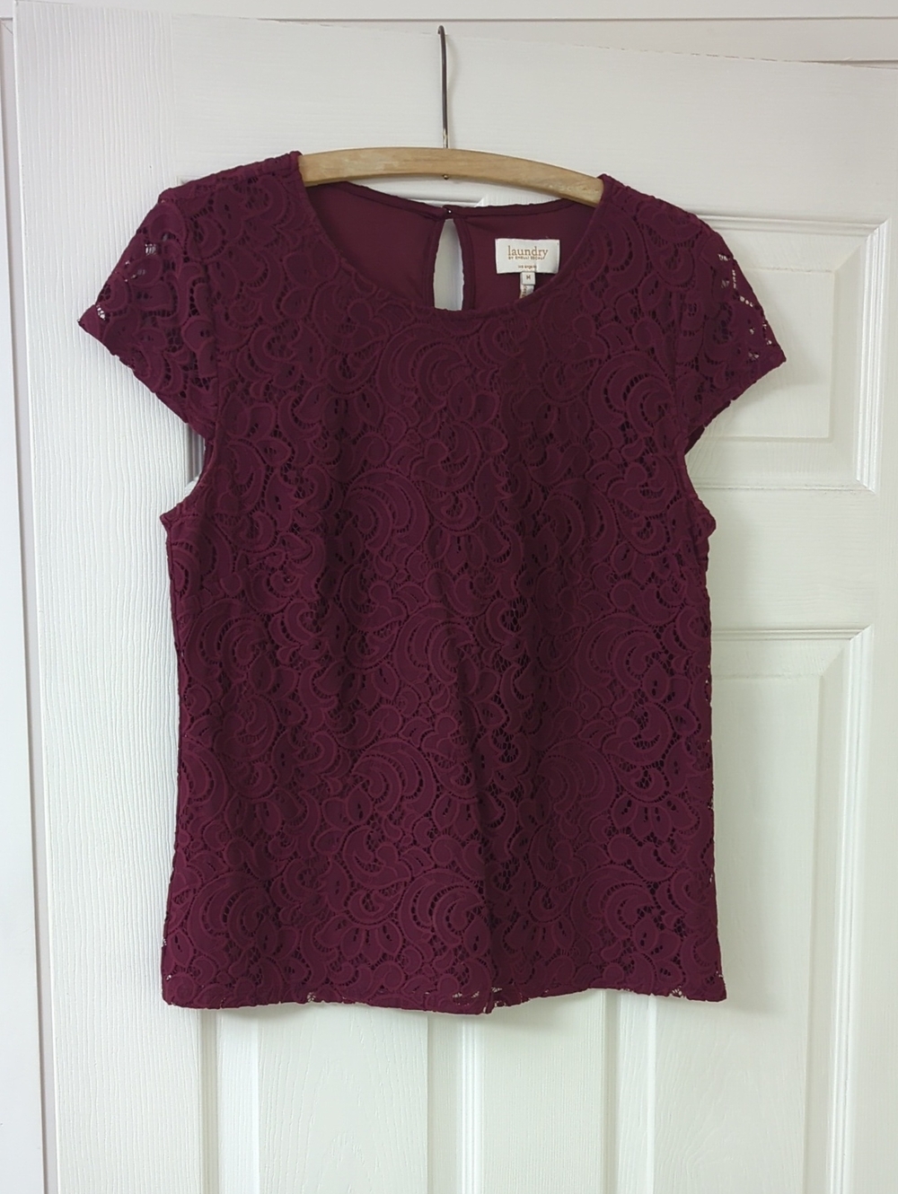 Laundry By Shelli Segal Burgundy Lace Cap Sleeve Blouse